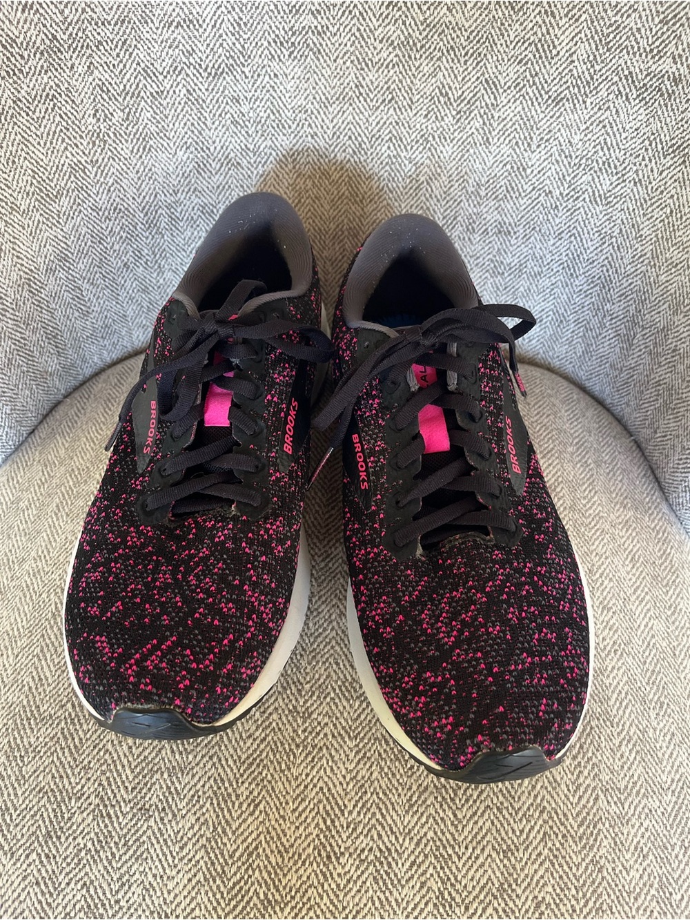 Brooks Launch 7 Women’s Running Shoes Size 10.5 Black Pink